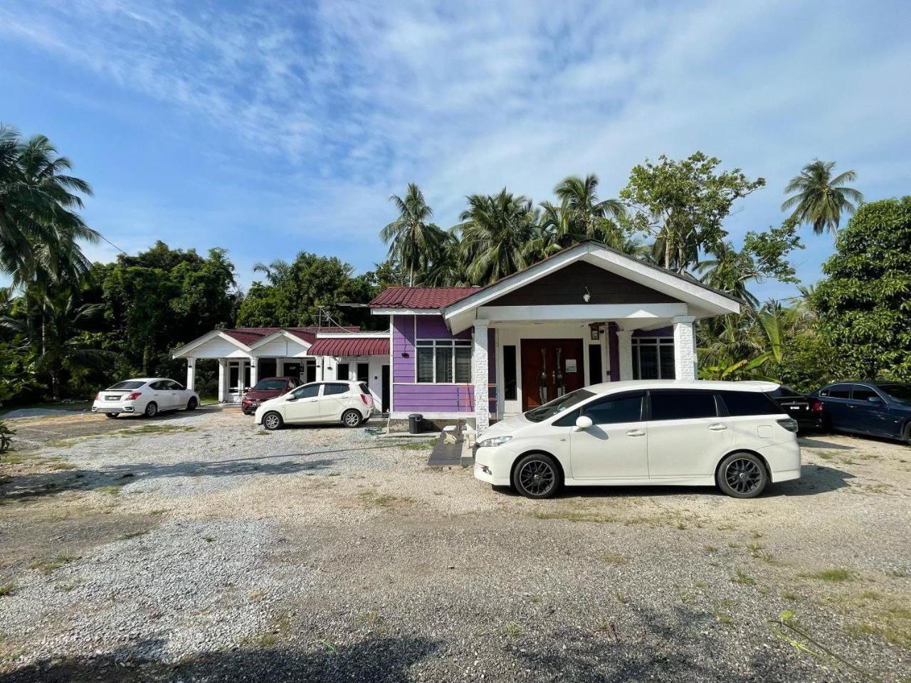 Ar Homestay & Roomestay Merlimau Exterior foto